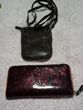 Women’s Leather Crossbody Bag with Dark Red Tortoiseshell Wallet Bundle